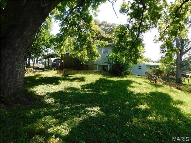 6 Mound Drive, St Peters, MO 63376