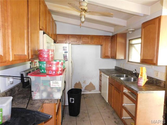 6 Mound Drive, St Peters, MO 63376