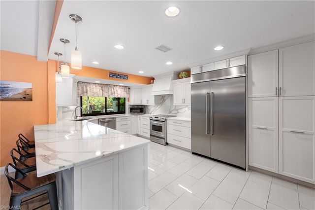 1813 Princess CT, Naples, FL 34110