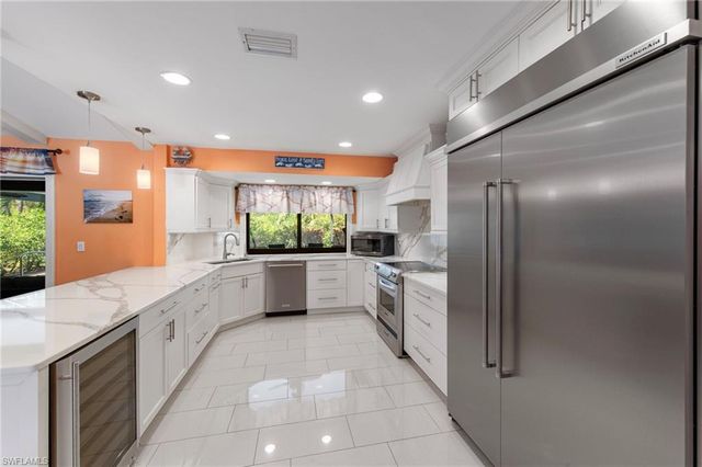 1813 Princess CT, Naples, FL 34110