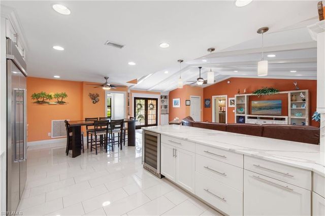 1813 Princess CT, Naples, FL 34110