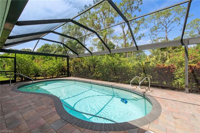 1813 Princess CT, Naples, FL 34110