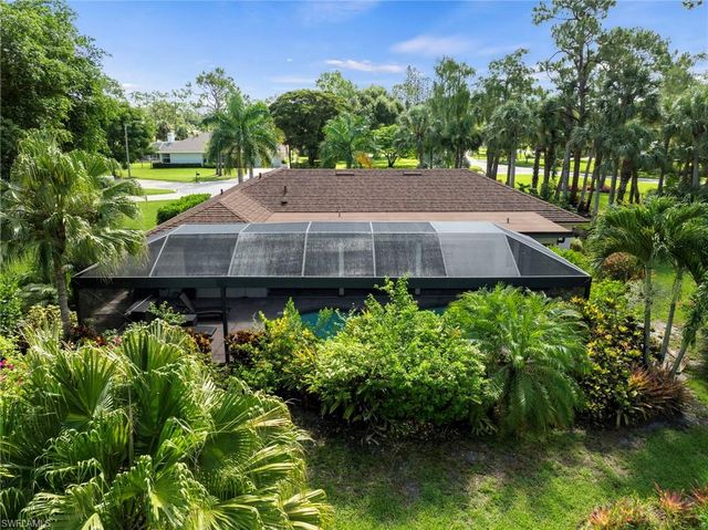1813 Princess CT, Naples, FL 34110