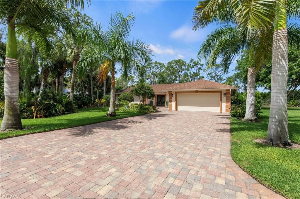 1813 Princess CT, NAPLES, FL 34110 — photo 2