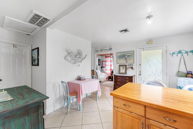 613 N 5th Street, Lantana, FL 33462
