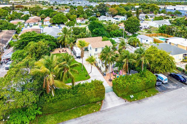 613 N 5th Street, Lantana, FL 33462