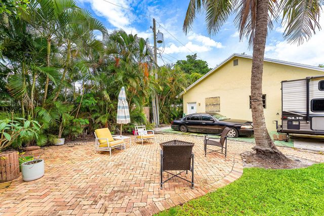613 N 5th Street, Lantana, FL 33462
