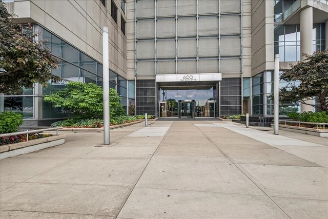 600 N Lake Shore Drive 2411, Chicago, IL 60611