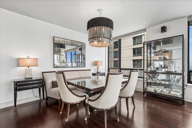 600 N Lake Shore Drive 2411, Chicago, IL 60611