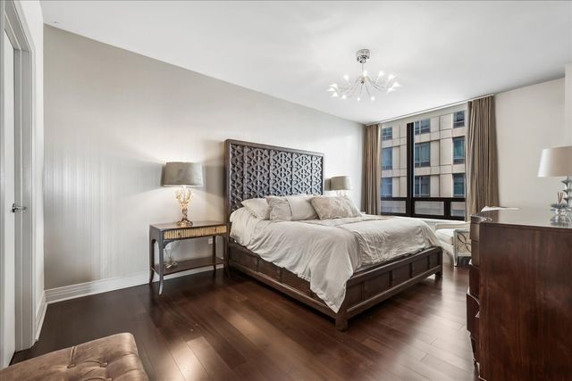 600 N Lake Shore Drive 2411, Chicago, IL 60611