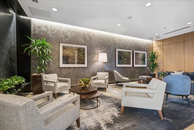 600 N Lake Shore Drive 2411, Chicago, IL 60611