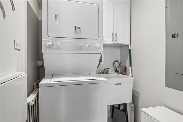 600 N Lake Shore Drive 2411, Chicago, IL 60611