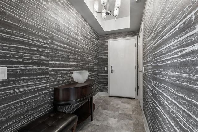 600 N Lake Shore Drive 2411, Chicago, IL 60611