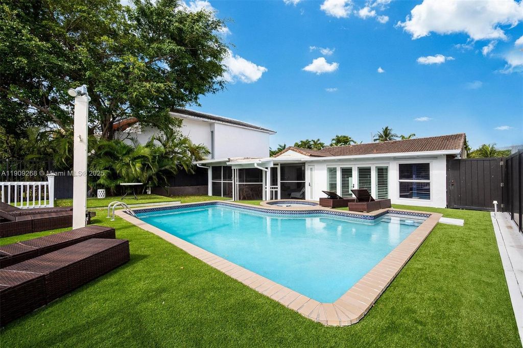 7701 NE 8th Ave, Miami, FL 33138