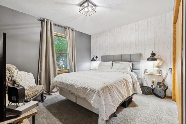 609 E Welco Drive, Montgomery, MN 56069