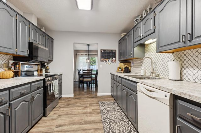 609 E Welco Drive, Montgomery, MN 56069