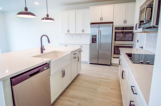 171 SE Birch Terrace, Stuart, FL 34997