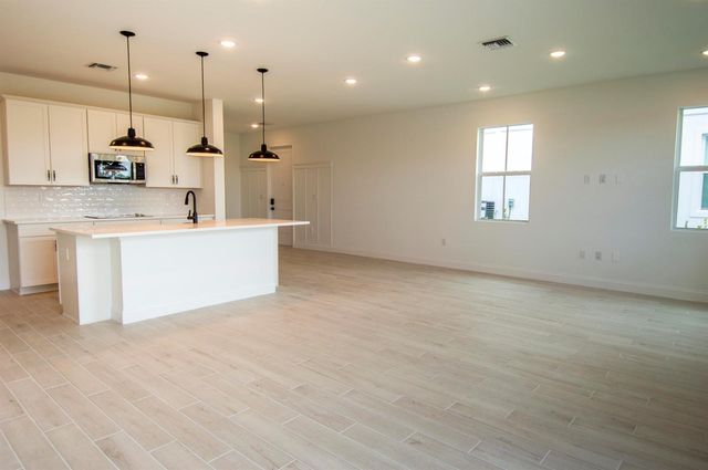 171 SE Birch Terrace, Stuart, FL 34997