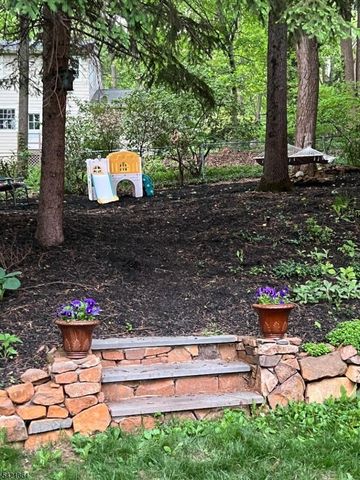 126 Wentworth Dr, Berkeley Heights Twp., NJ 07922