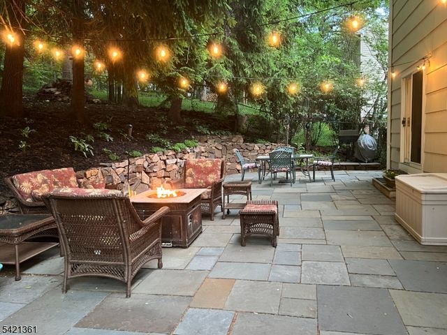 126 Wentworth Dr, Berkeley Heights Twp., NJ 07922