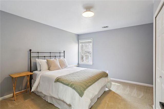 365 Silverthorne Point, Lawrenceville, GA 30043