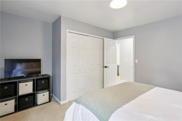 365 Silverthorne Point, Lawrenceville, GA 30043