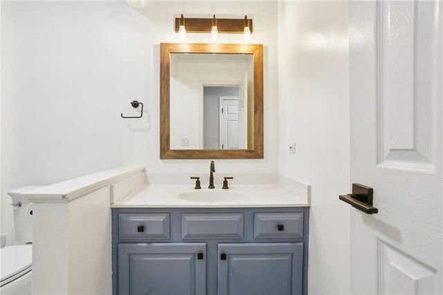 365 Silverthorne Point, Lawrenceville, GA 30043