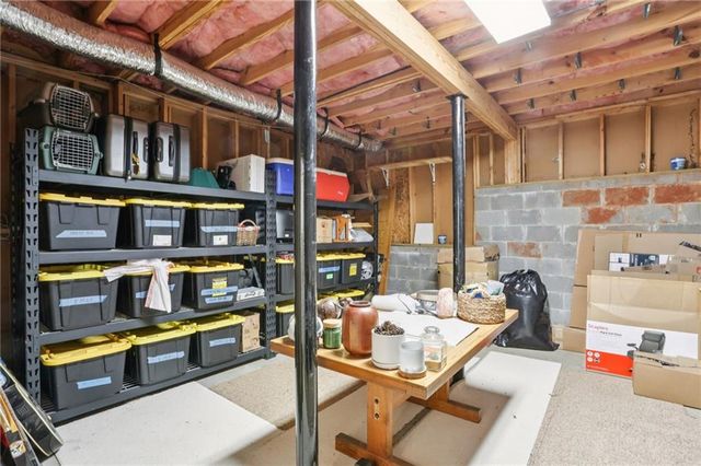 365 Silverthorne Point, Lawrenceville, GA 30043