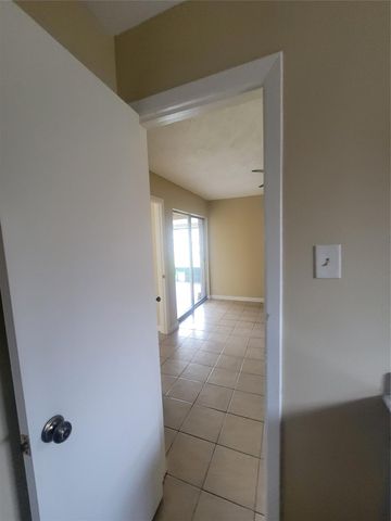 19330 Cypress Bay Drive, Katy, TX 77449