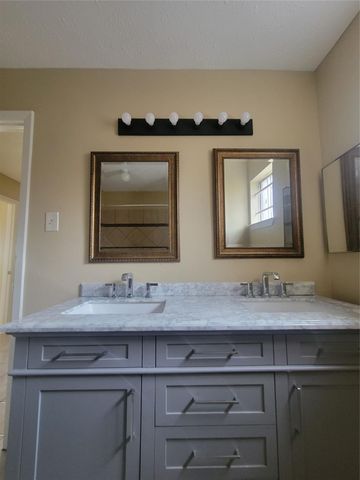 19330 Cypress Bay Drive, Katy, TX 77449