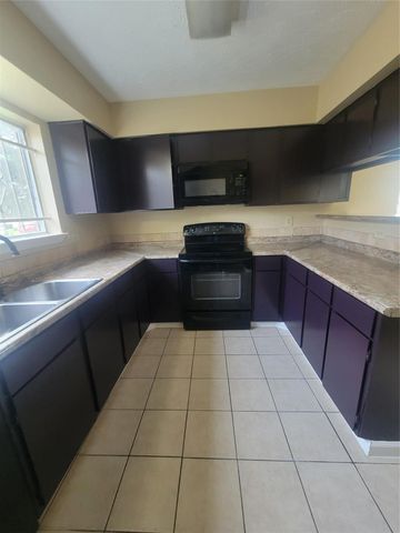 19330 Cypress Bay Drive, Katy, TX 77449