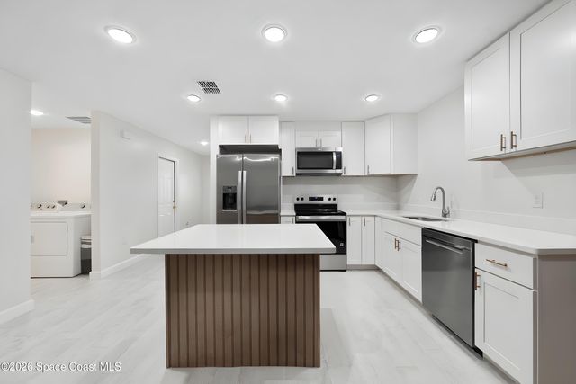 95 W Towne Place, Titusville, FL 32796