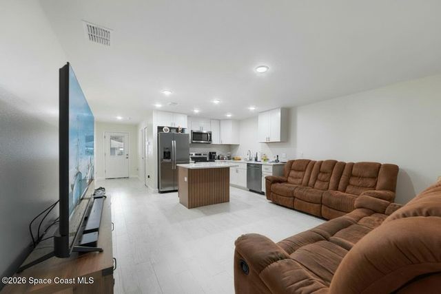 95 W Towne Place, Titusville, FL 32796