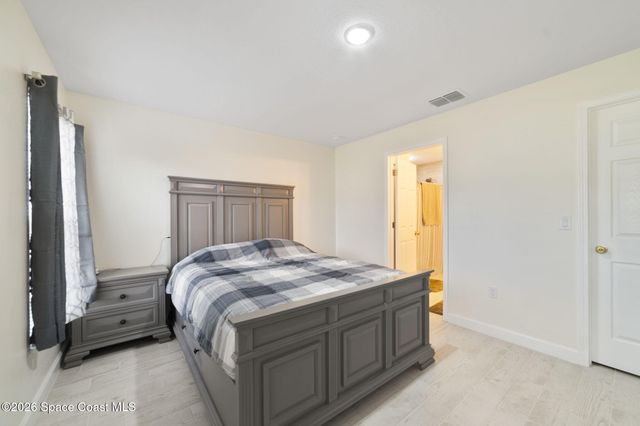 95 W Towne Place, Titusville, FL 32796