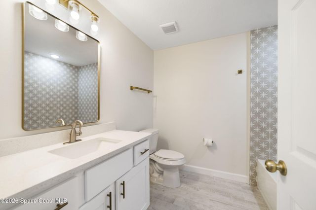 95 W Towne Place, Titusville, FL 32796