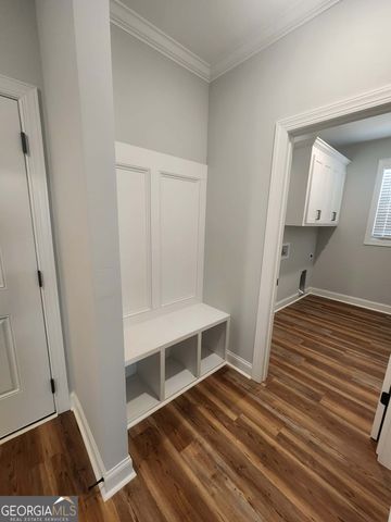 303 Firelight Drive, Byron, GA 31008