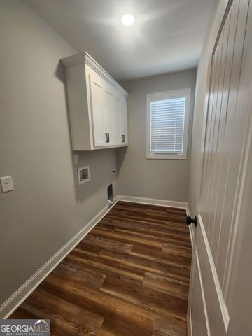 303 Firelight Drive, Byron, GA 31008