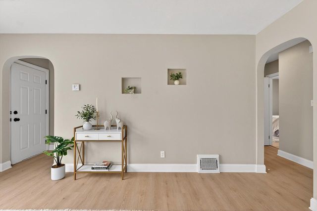 3612 N 94th STREET, Milwaukee, WI 53222