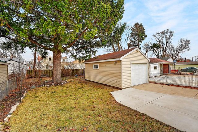 3612 N 94th STREET, Milwaukee, WI 53222