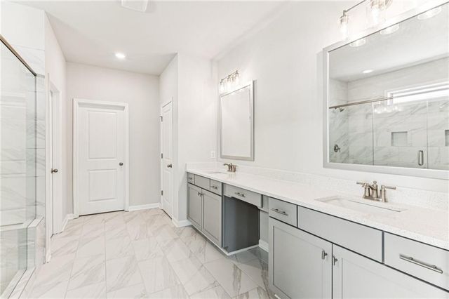 5552 Keswick Drive, Flowery Branch, GA 30542