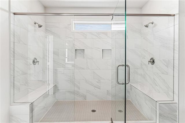 5552 Keswick Drive, Flowery Branch, GA 30542