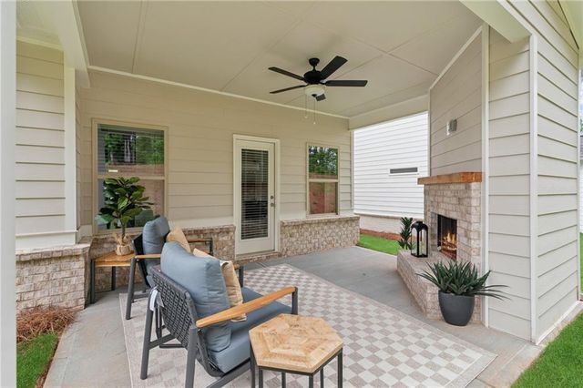 5552 Keswick Drive, Flowery Branch, GA 30542