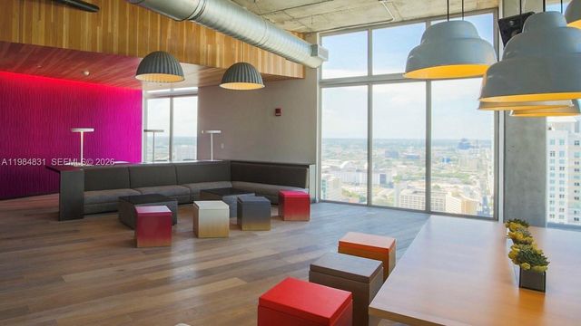 151 SE 1st St 706, Miami, FL 33131