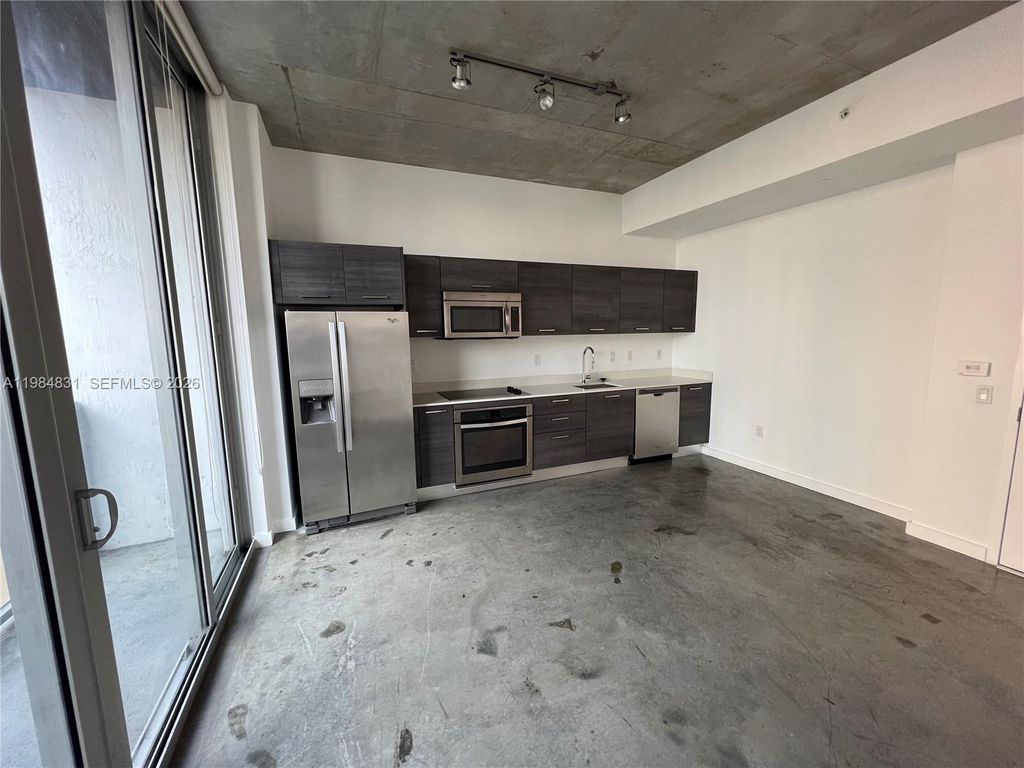 151 SE 1st St 706, Miami, FL 33131