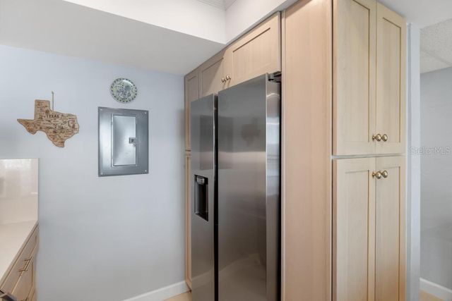 627 ALHAMBRA ROAD 604, Venice, FL 34285