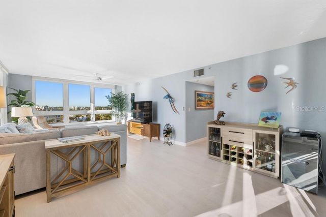 627 ALHAMBRA ROAD 604, Venice, FL 34285