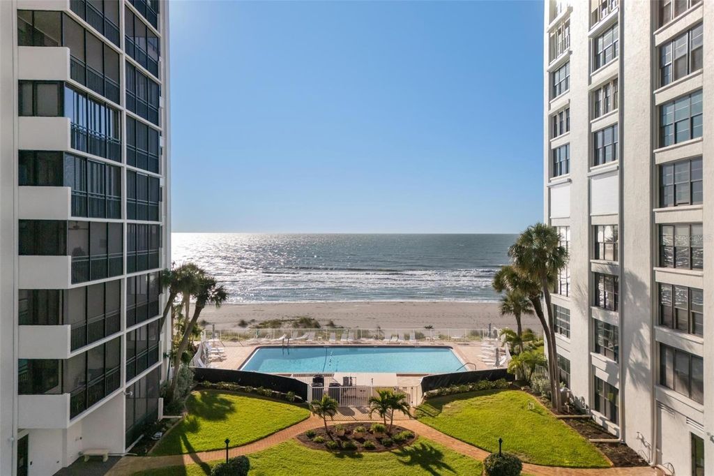 627 ALHAMBRA ROAD 604, Venice, FL 34285