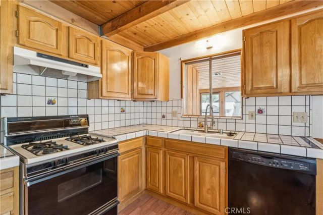2013 Cedar, Big Bear City, CA 92314