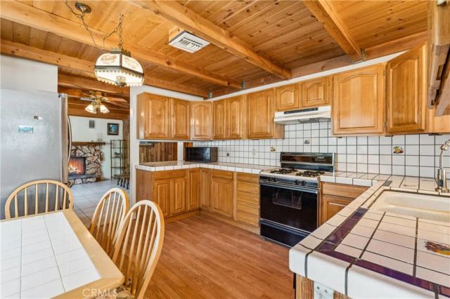 2013 Cedar, Big Bear City, CA 92314