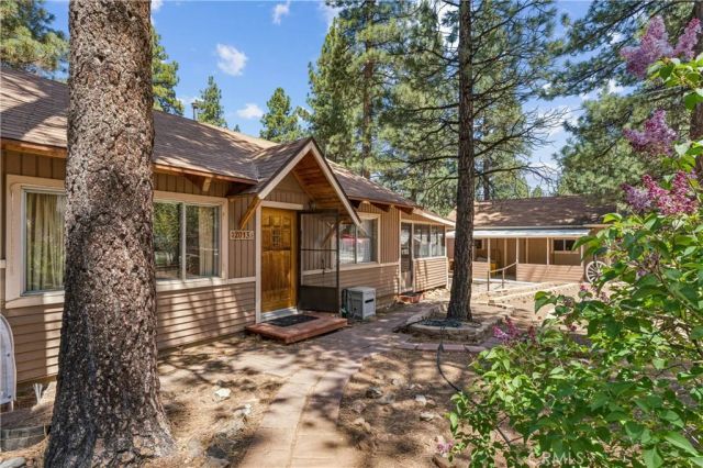 2013 Cedar, Big Bear City, CA 92314